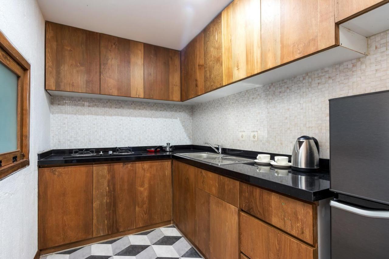Ruang Tekuni Apartment Legian  Luaran gambar